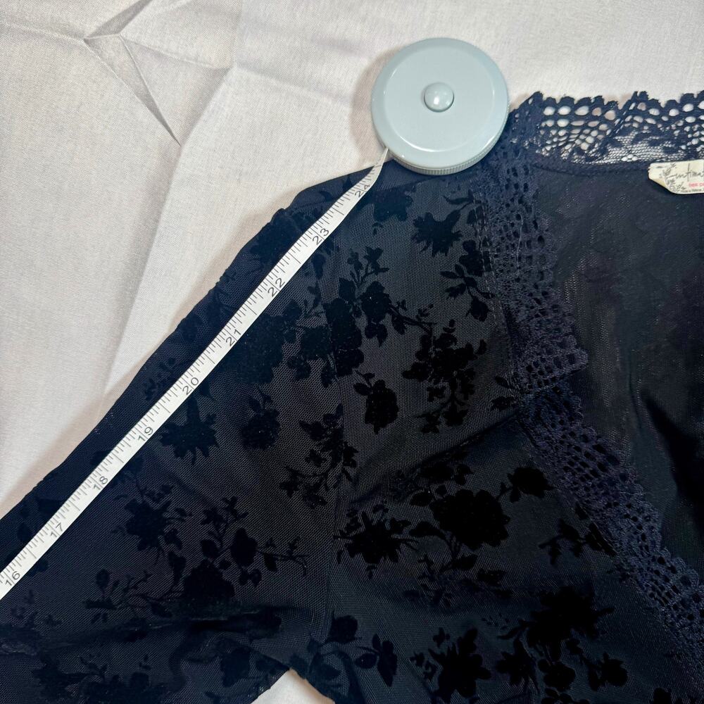 Free People Babes Bandeaus Black Velvet Floral Lace Bodysuit NWOT Women's XS/Sm - Picture 14 of 16